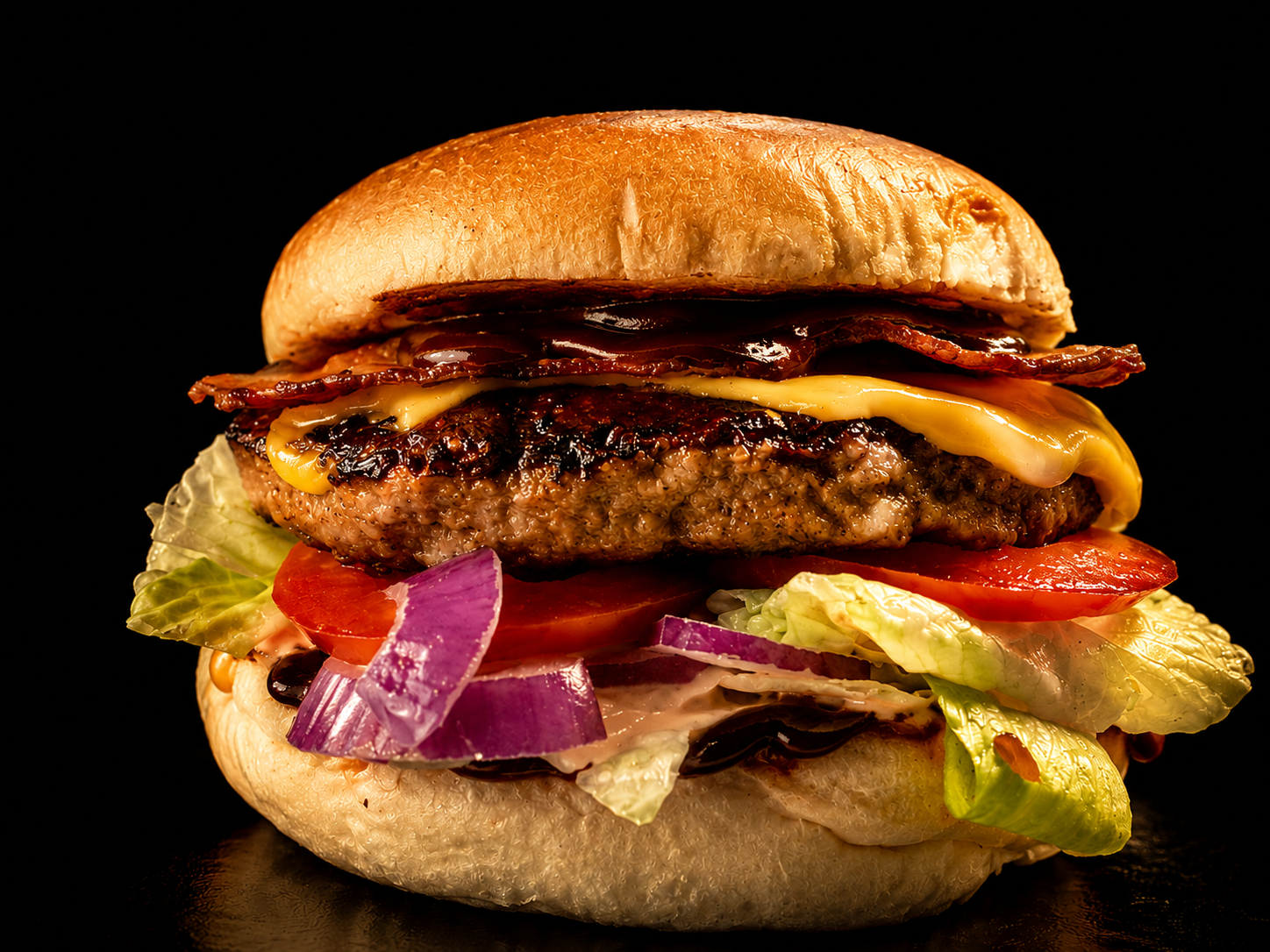 Outback halal burger — bestseller met 100% vers rundvlees De Friet Fabrique Tilburg